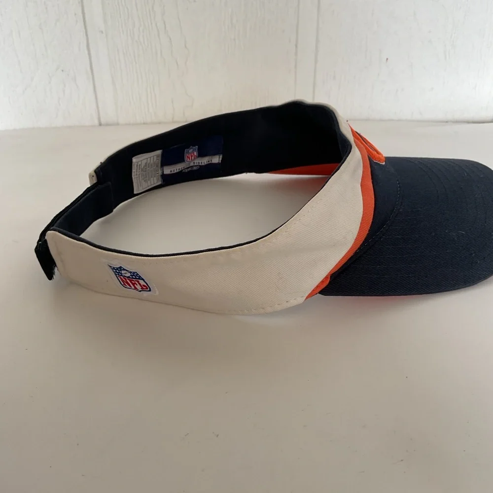 NFL Chicago Bears Adjustable Strapback Visor NWOT